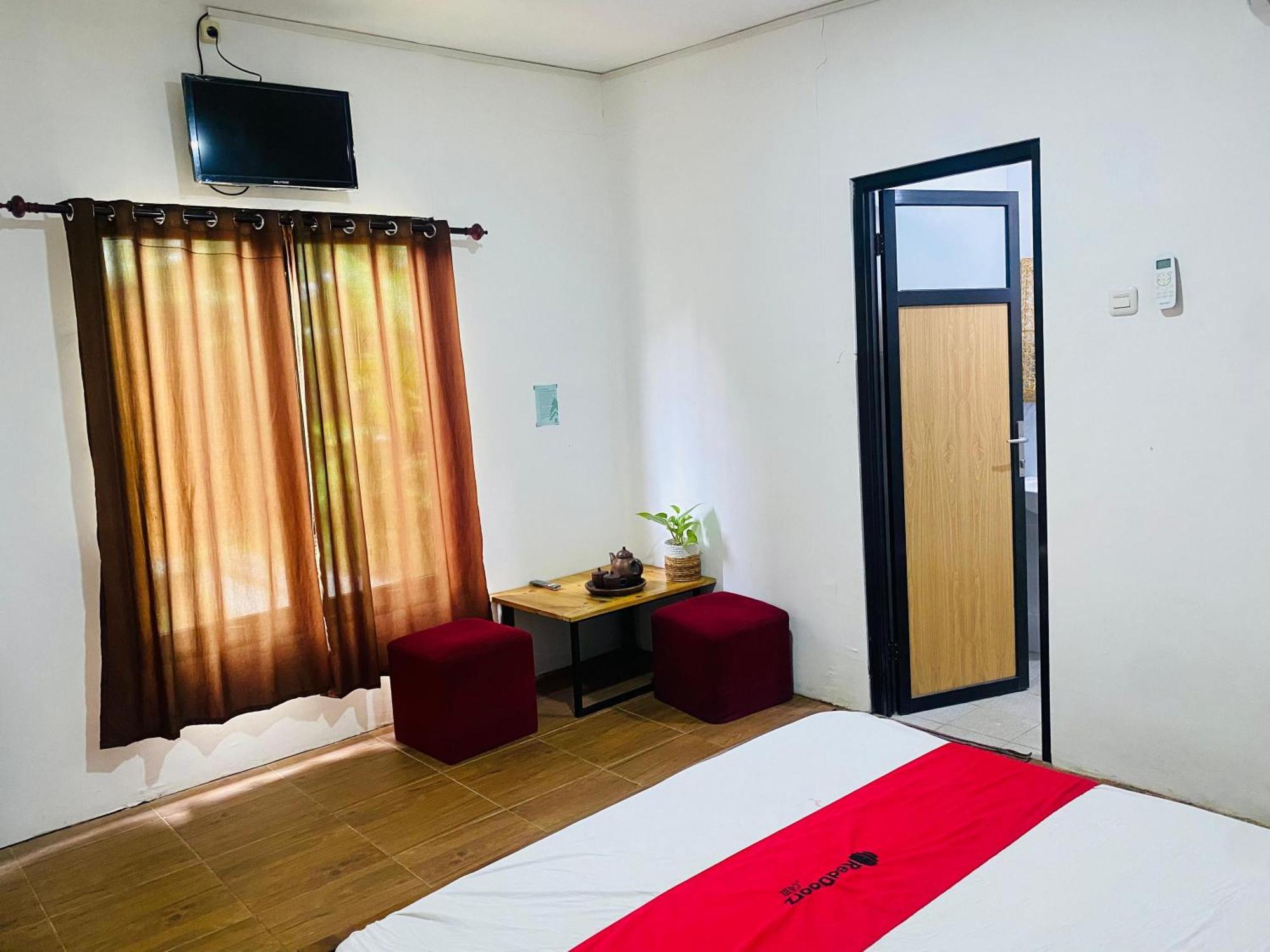 Reddoorz Syariah Near Wisata Durensewu Pandaan Jetak المظهر الخارجي الصورة