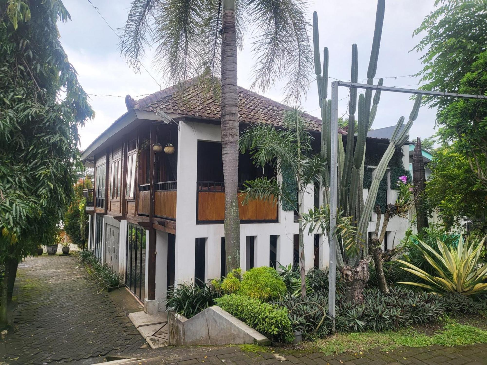 Reddoorz Syariah Near Wisata Durensewu Pandaan Jetak المظهر الخارجي الصورة